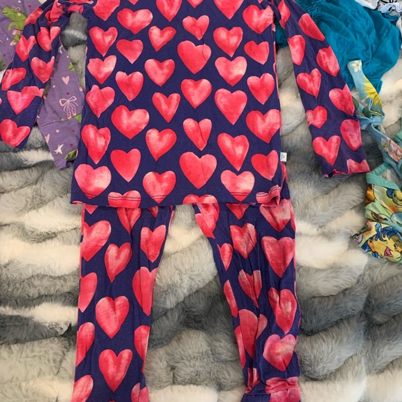 Posh Peanut Other - Posh Peanut Pink Heart Pajama Set